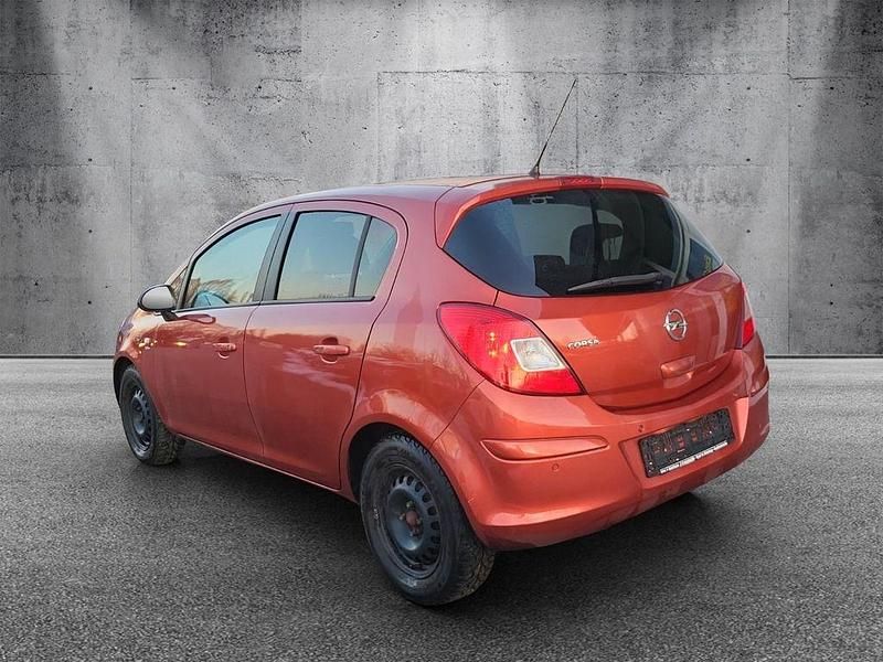 Gebraucht Opel Corsa Active 87 PS (63 kW) 2013 Rot Kleinwagen