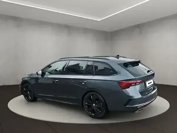 Usata Skoda Octavia RS 200 CV (147 kW) 2021 Grigio Station wagon