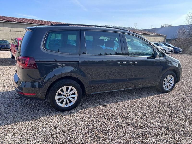Gebraucht Seat Alhambra Style 150 PS (110 kW) 2020 Grau Van / Kleinbus