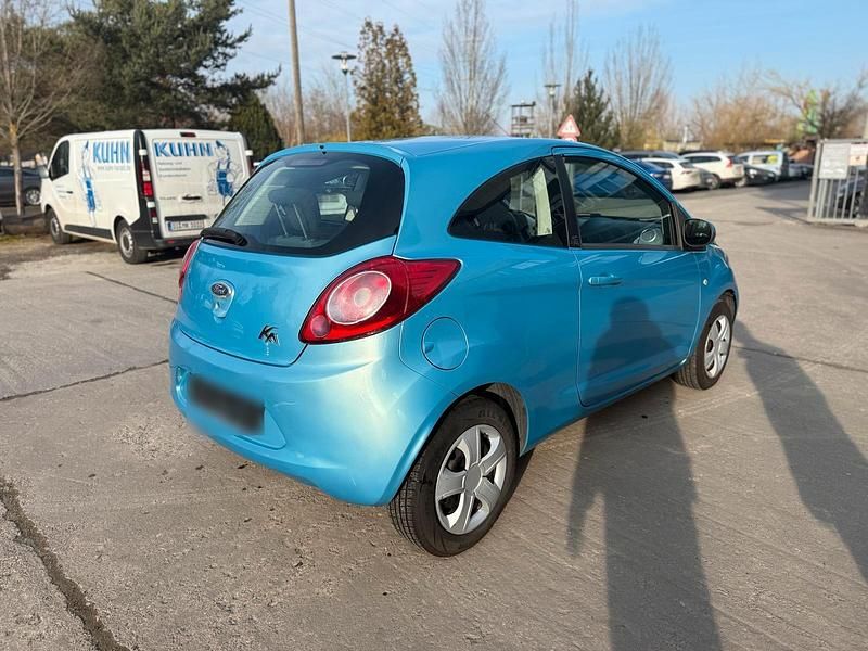Second-hand Ford Focus 70 CP (51 kW) 2010 Albastru Hatchback