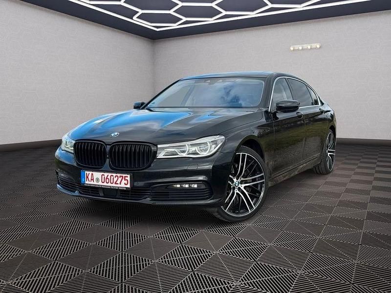 Gebraucht BMW 750 Performance 400 PS (294 kW) 2018 Schwarz Limousine