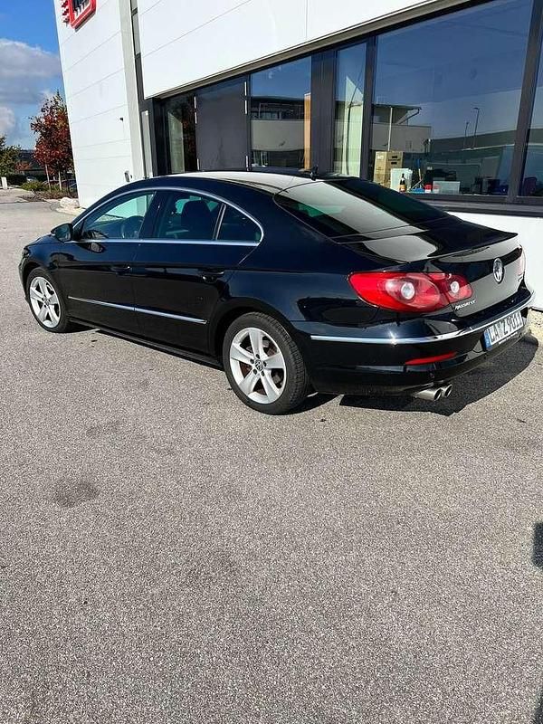 Gebraucht VW Passat Exclusive 140 PS (102 kW) 2011 Coupé