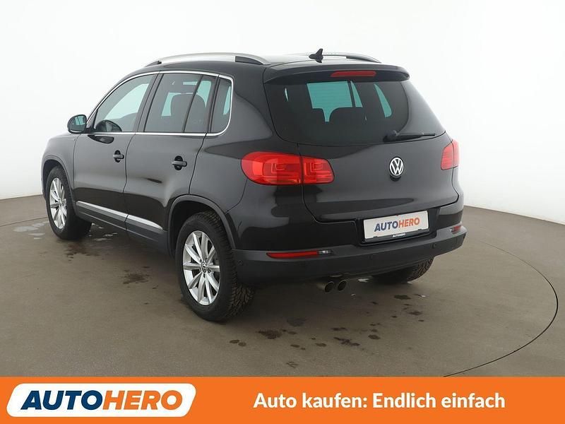 Gebraucht VW Tiguan LOUNGE 125 PS (91 kW) 2016 Schwarz SUV