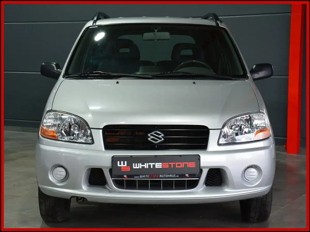 Gebraucht Suzuki Ignis 82 PS (60 kW) 2000 Silber Kleinwagen