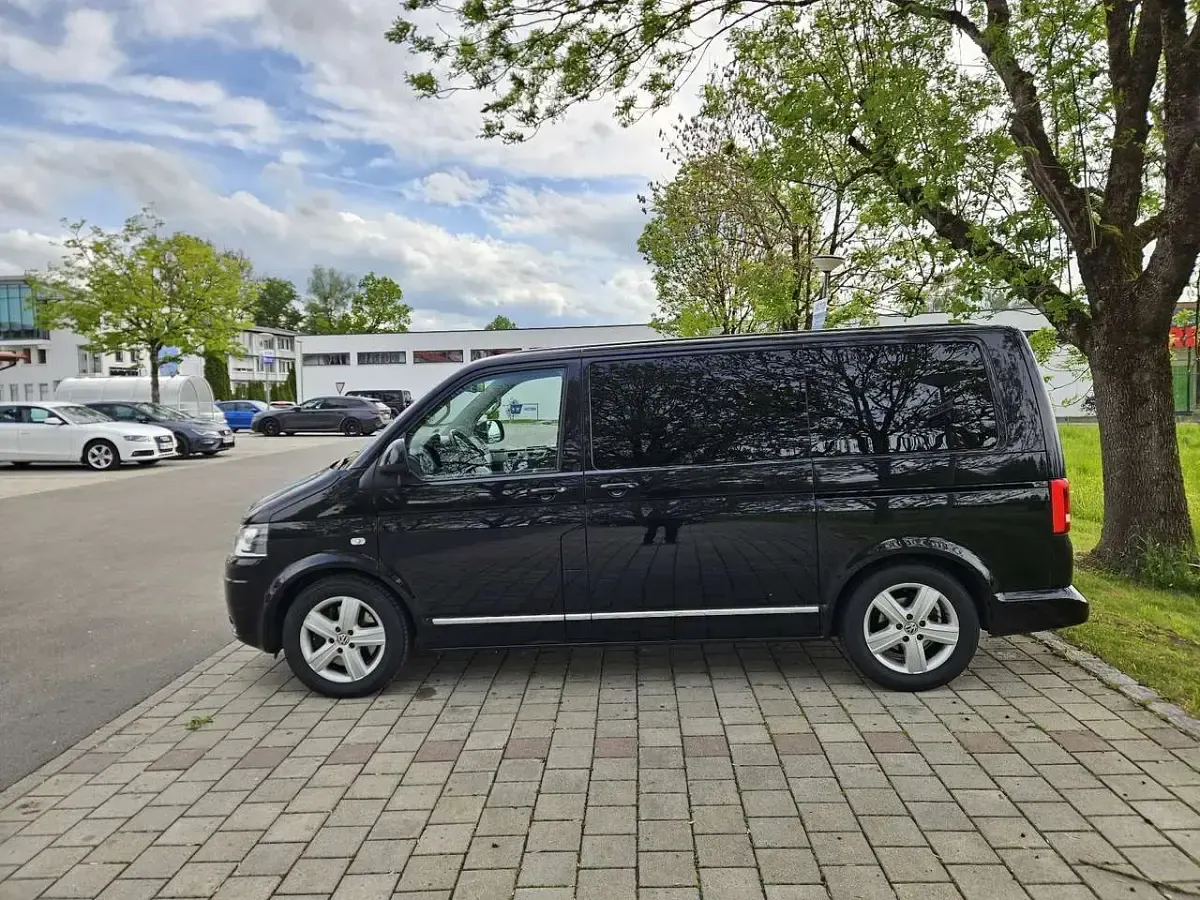 Gebraucht VW Multivan Highline 179 PS (131 kW) 2013 Van / Kleinbus