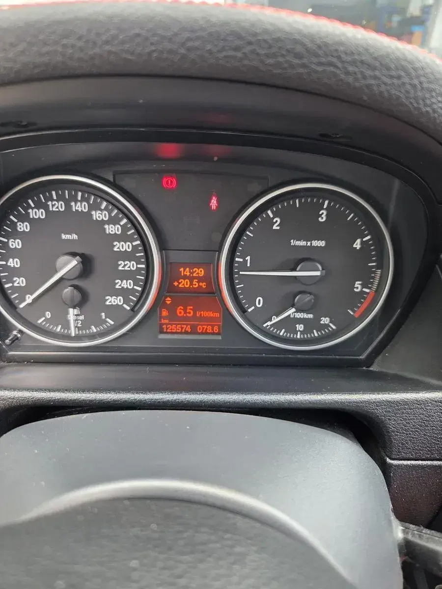 Gebraucht BMW X1 Sport Line 143 PS (105 kW) 2015 Schwarz SUV