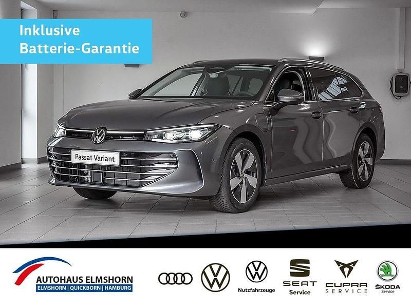 Grau Gebraucht 2025 VW Passat Elegance Limousine | 56.200 € - Bild 1/3