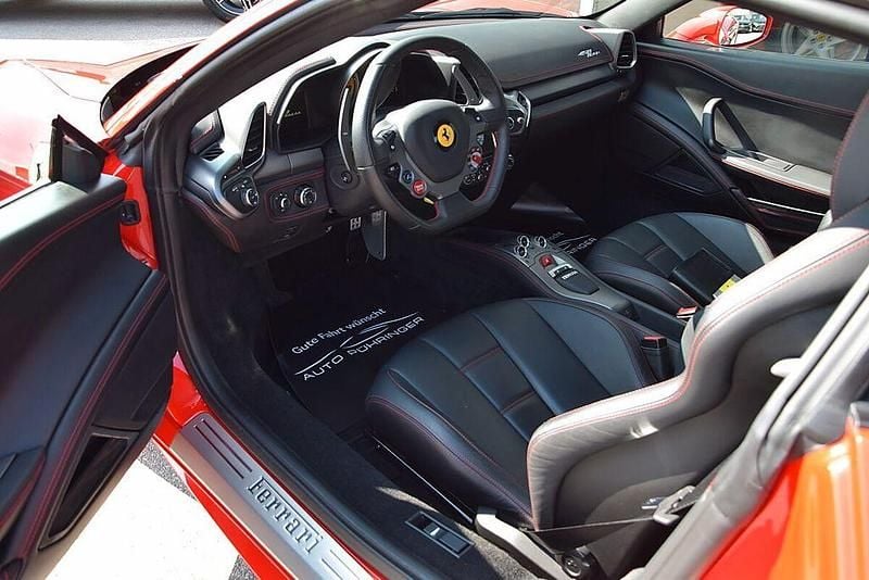 Gebraucht Ferrari 458 566 PS (416 kW) 2010 Rot Coupé