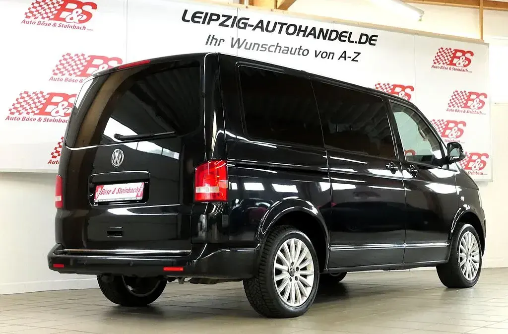 Używany VW T5 Highline 179 KM (131 kW) 2013 Czarny Van
