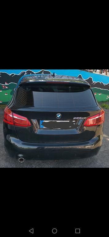 Gebraucht BMW 225 Active Tourer iPerformance 224 PS (164 kW) 2018 Schwarz Van / Kleinbus