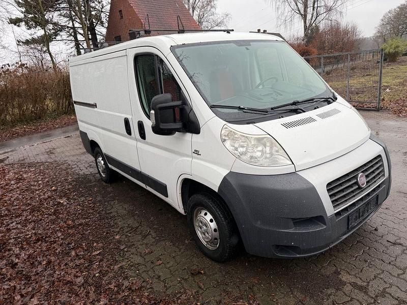 Gebraucht Fiat Ducato 116 PS (85 kW) 2012 Weiß Van