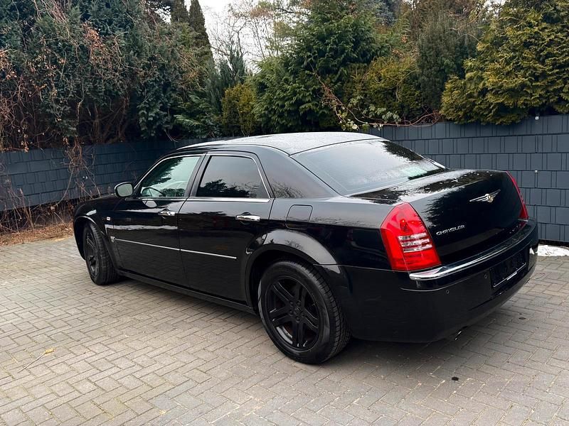 Gebraucht Chrysler 300 208 PS (152 kW) 2008 Schwarz Limousine