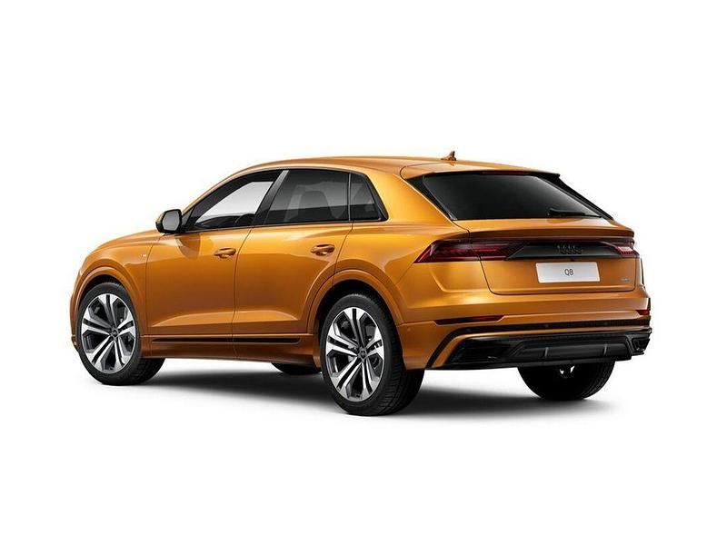 Gebraucht Audi Q8 S-Line 286 PS (210 kW) 2023 Orange SUV