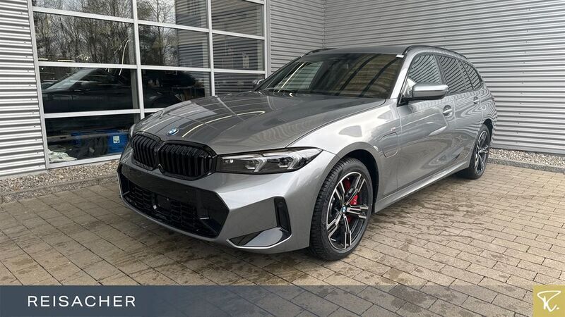 Grau Neu 2025 BMW 330e M Sport Limousine | 57.990 € (Superpreis) - Bild 1/4