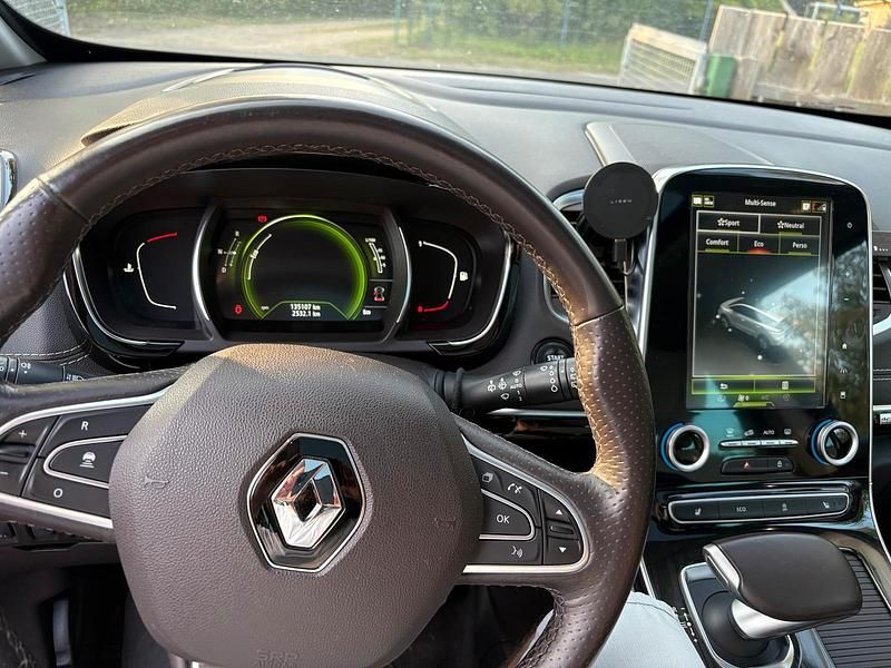 Gebraucht Renault Espace Initiale 200 PS (147 kW) 2016 Violet Van / Kleinbus