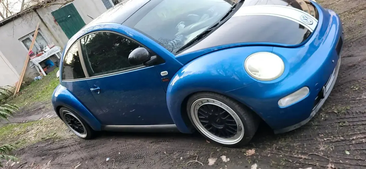 Second-hand VW Beetle 100 CP (73 kW) 2001 Hatchback