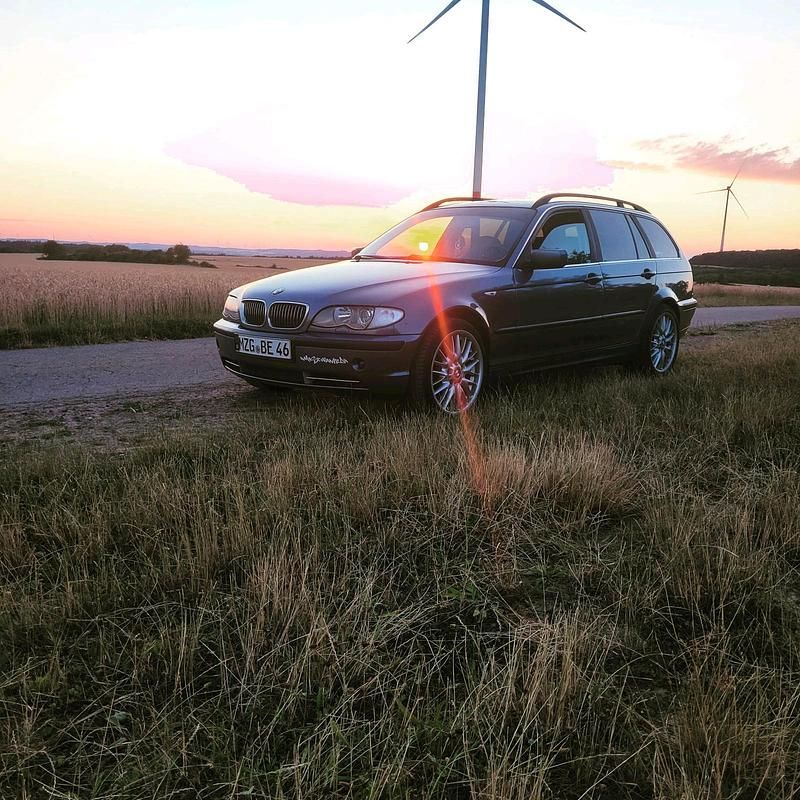 Gebraucht 2002 BMW 330 Kombi | 3.899 € (Superpreis) - Bild 1/4