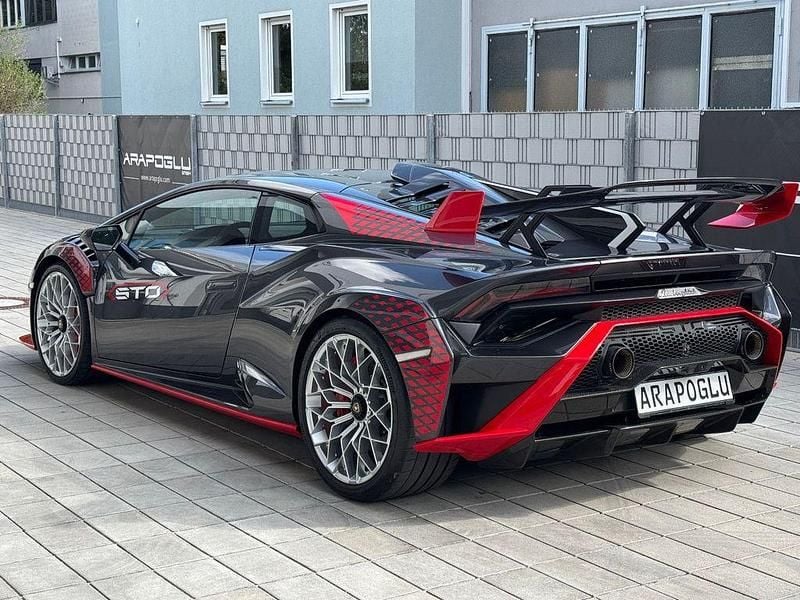 Second-hand Lamborghini Huracán 640 CP (470 kW) 2022 Gri Coupe
