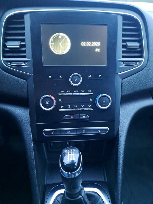 Gebraucht Renault Mégane GrandTour 115 PS (84 kW) 2019 Silber Kombi