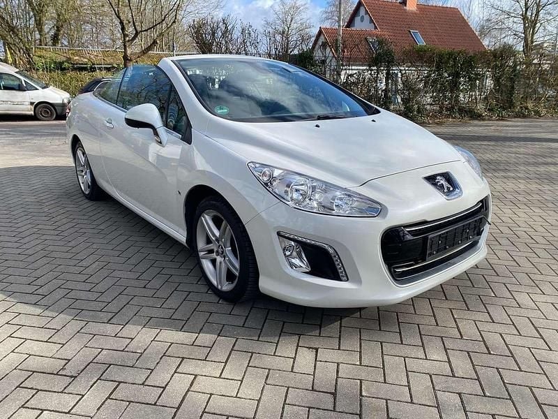 Gebraucht Peugeot 308 CC Active 120 PS (88 kW) 2011 Lack weiss casablanka Cabrio