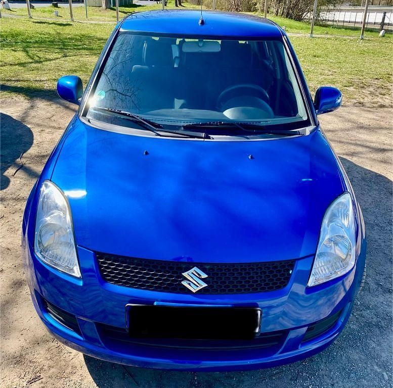 Second-hand Suzuki Swift 92 CP (67 kW) 2008 Albastru Hatchback