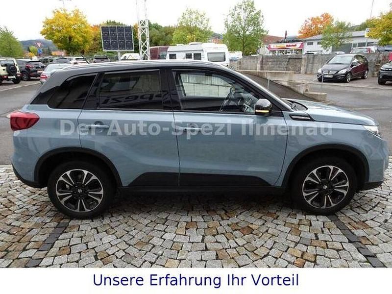 Gebraucht Suzuki Vitara 140 PS (102 kW) 2020 Blau SUV