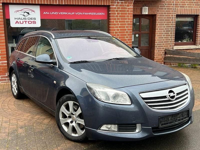Gebraucht Opel Insignia 220 PS (161 kW) 2009 Blau Kombi