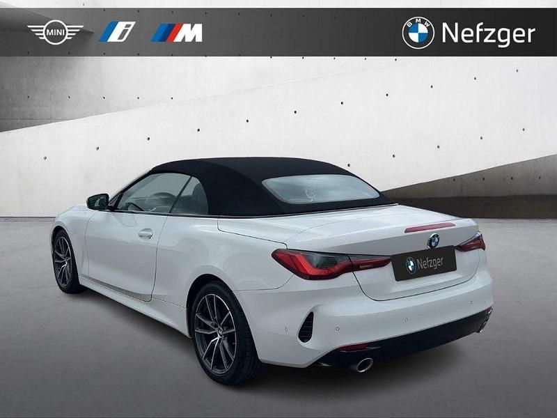Gebraucht BMW 420 184 PS (135 kW) 2024 Alpinweiss iii Cabrio