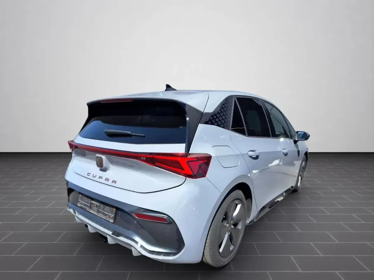 Gebraucht Cupra Born 150 kW (204 PS) 2023 Grau Kleinwagen