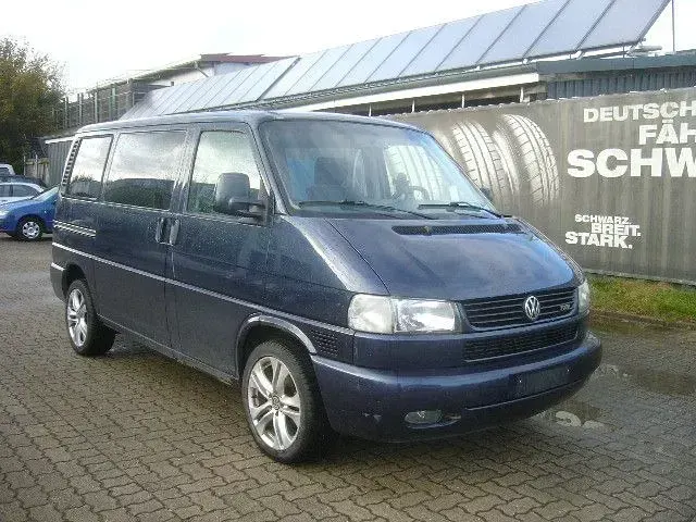 Second-hand VW Caravelle 102 CP (75 kW) 1998 Albastru Van