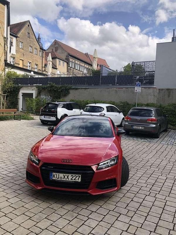 Gebraucht Audi TT Sport 230 PS (169 kW) 2017 Rot Coupé