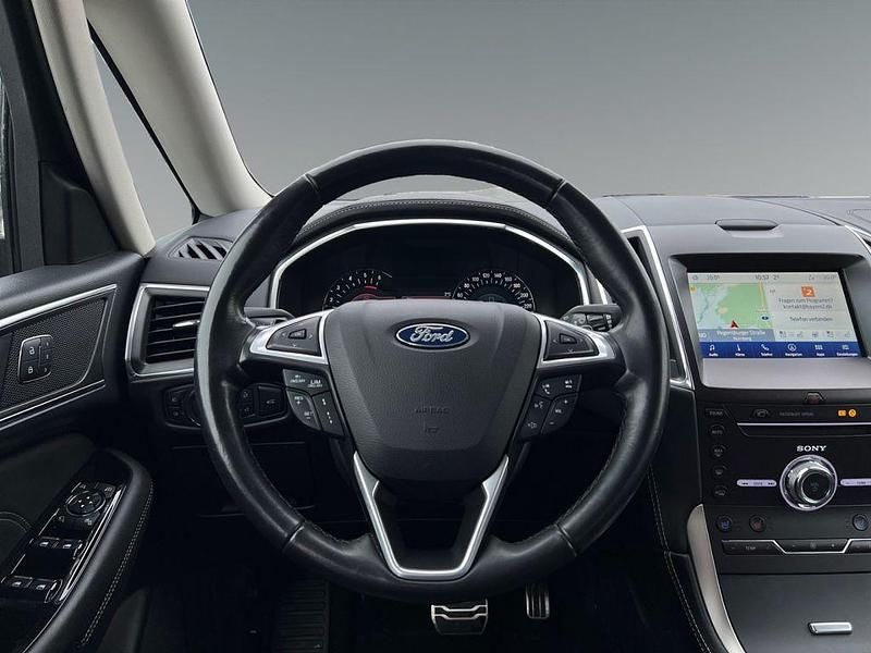 Gebraucht Ford Galaxy Titanium 190 PS (139 kW) 2022 Schwarz Van / Kleinbus