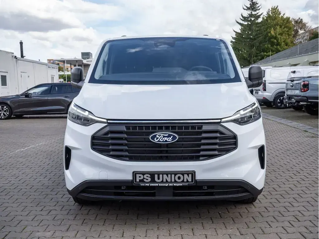 Nouvelle Ford Transit Custom Trend 110 ch (80 kW) 2025 Blanc Berline