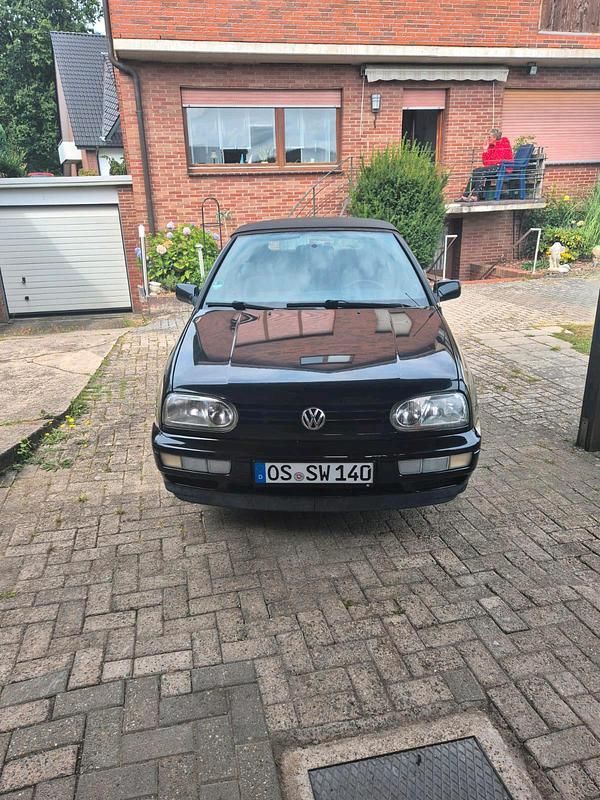 Schwarz Gebraucht 1996 VW Golf Cabriolet Karmann Cabrio | 2.999 € (Fairer Preis) - Bild 1/4