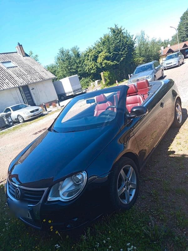 Schwarz Gebraucht 2006 VW Eos Cabrio | 1.950 € (Guter Preis) - Bild 1/4