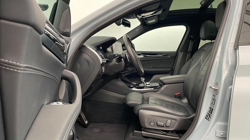 Second-hand BMW X4 Efficient Dynamics 340 CP (250 kW) 2024 Gri SUV
