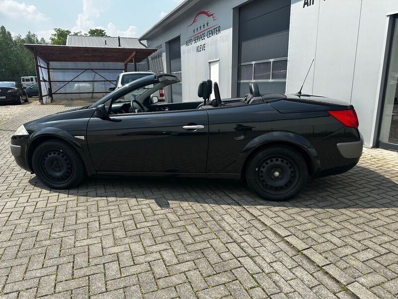 Gebraucht Renault Mégane Cabriolet Dynamique 135 PS (99 kW) 2005 Schwarz Cabrio