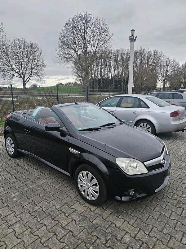 Gebraucht Opel Tigra 90 PS (66 kW) 2009 Schwarz Cabrio