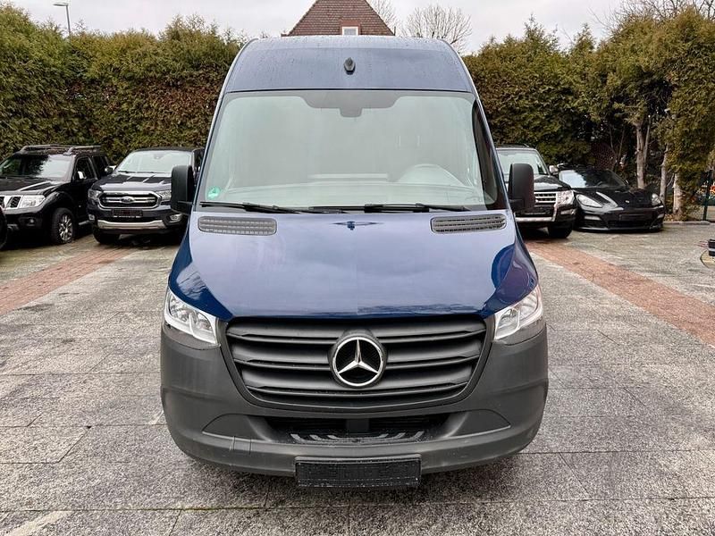 Gebraucht Mercedes Sprinter 163 PS (119 kW) 2019 Blau Van