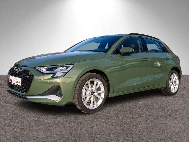 Gebraucht Audi A3 Advanced Plus 150 PS (110 kW) 2024 Distriktgrün metallic Limousine