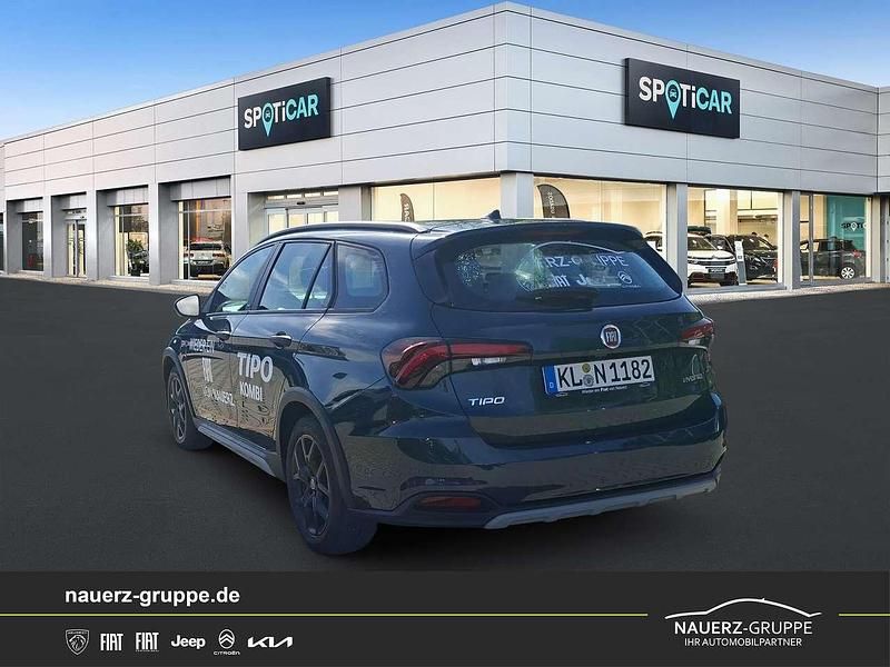 Gebraucht Fiat Tipo Garmin 131 PS (96 kW) 2024 Grün Kombi