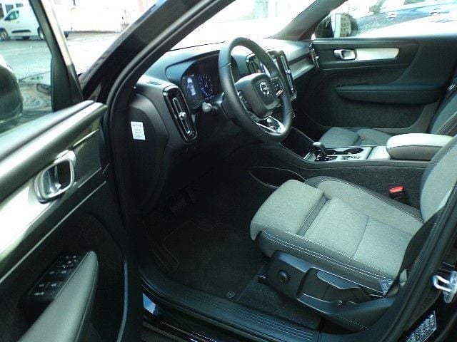 Gebraucht Volvo XC40 Core 129 PS (94 kW) 2022 Schwarz SUV