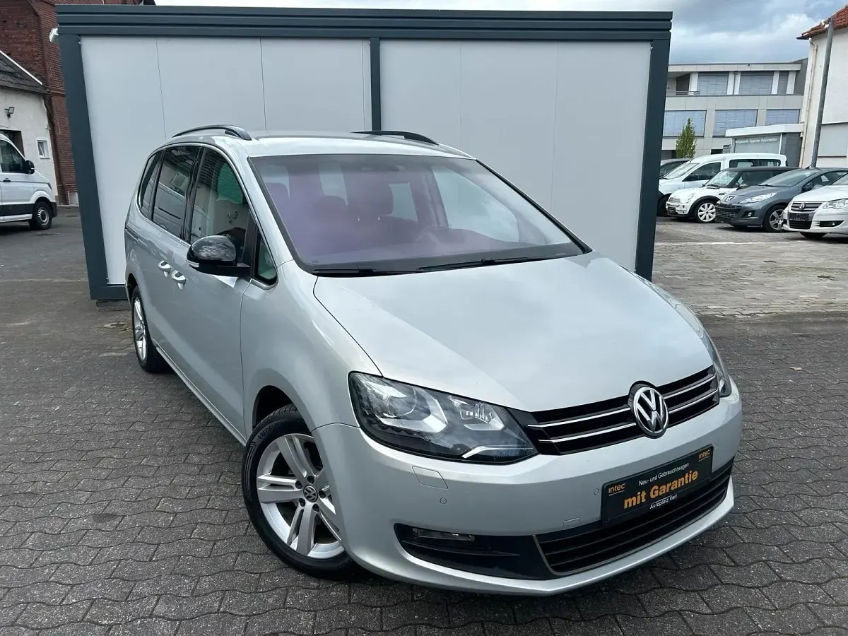 Gebraucht VW Sharan Match 140 PS (102 kW) 2012 Silber Van / Kleinbus