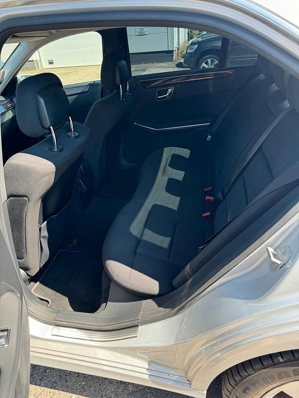 Gebraucht Mercedes E220 170 PS (125 kW) 2009 Silber Limousine