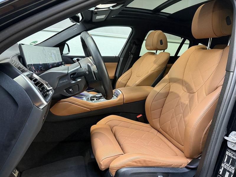 Gebraucht BMW X6 M Sport 298 PS (219 kW) 2025 Schwarz SUV
