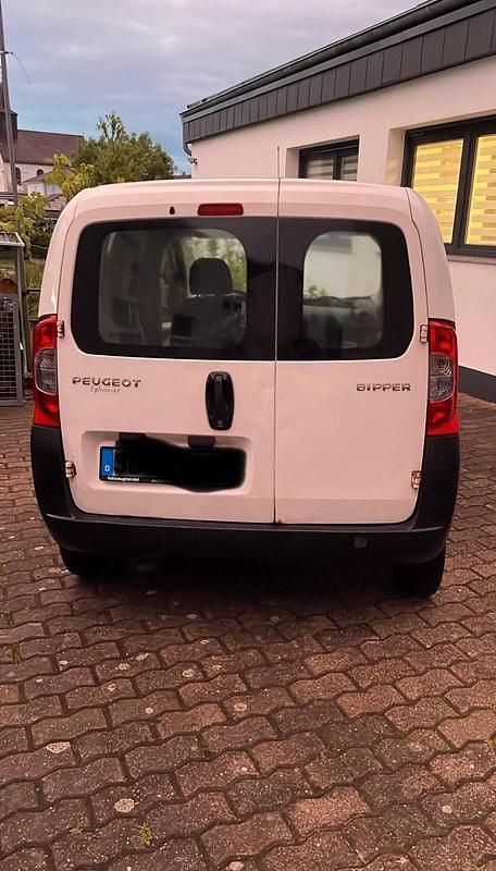 Gebraucht Peugeot Bipper 70 PS (51 kW) 2008 Weiß Van / Kleinbus