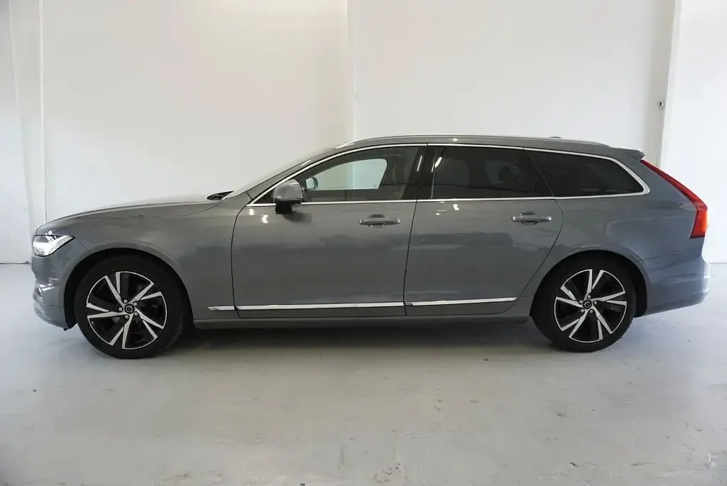 Gebraucht Volvo V90 Inscription 235 PS (172 kW) 2017 Grau Kombi