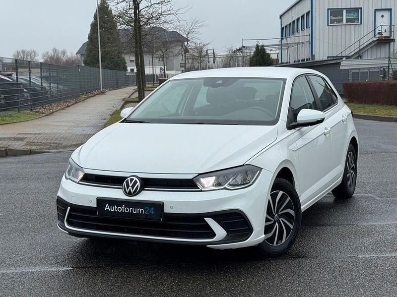 Second-hand VW Polo 95 CP (69 kW) 2022 Alb Hatchback
