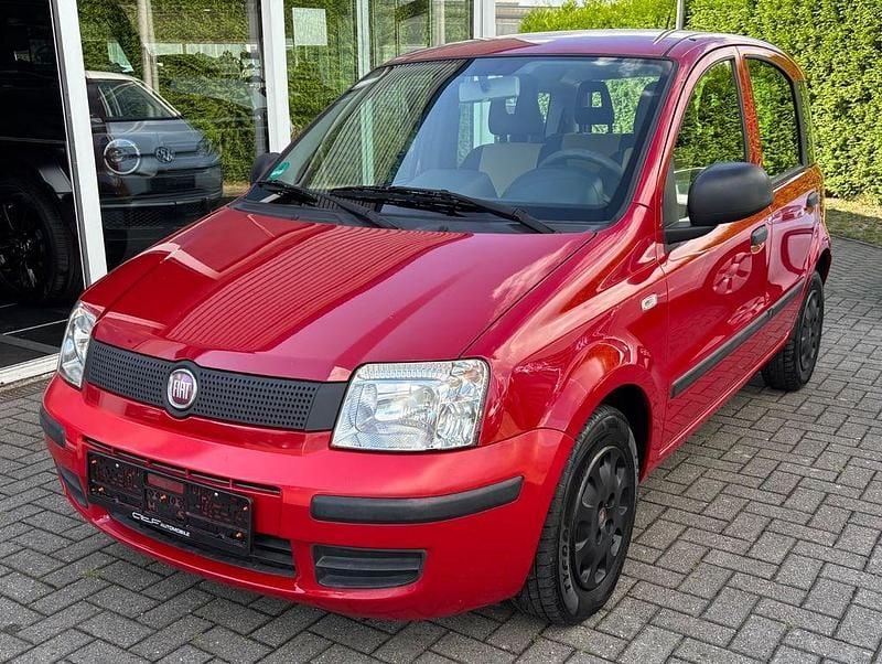 Rosso corsa/sfrontato/argilla/ Gebraucht 2011 Fiat Panda Kleinwagen | 1.700 € (Fairer Preis) - Bild 1/4