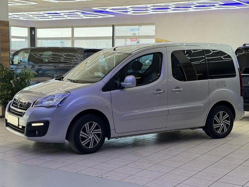 Gebraucht Peugeot Partner Tepee Active 98 PS (72 kW) 2015 Grau Van / Kleinbus